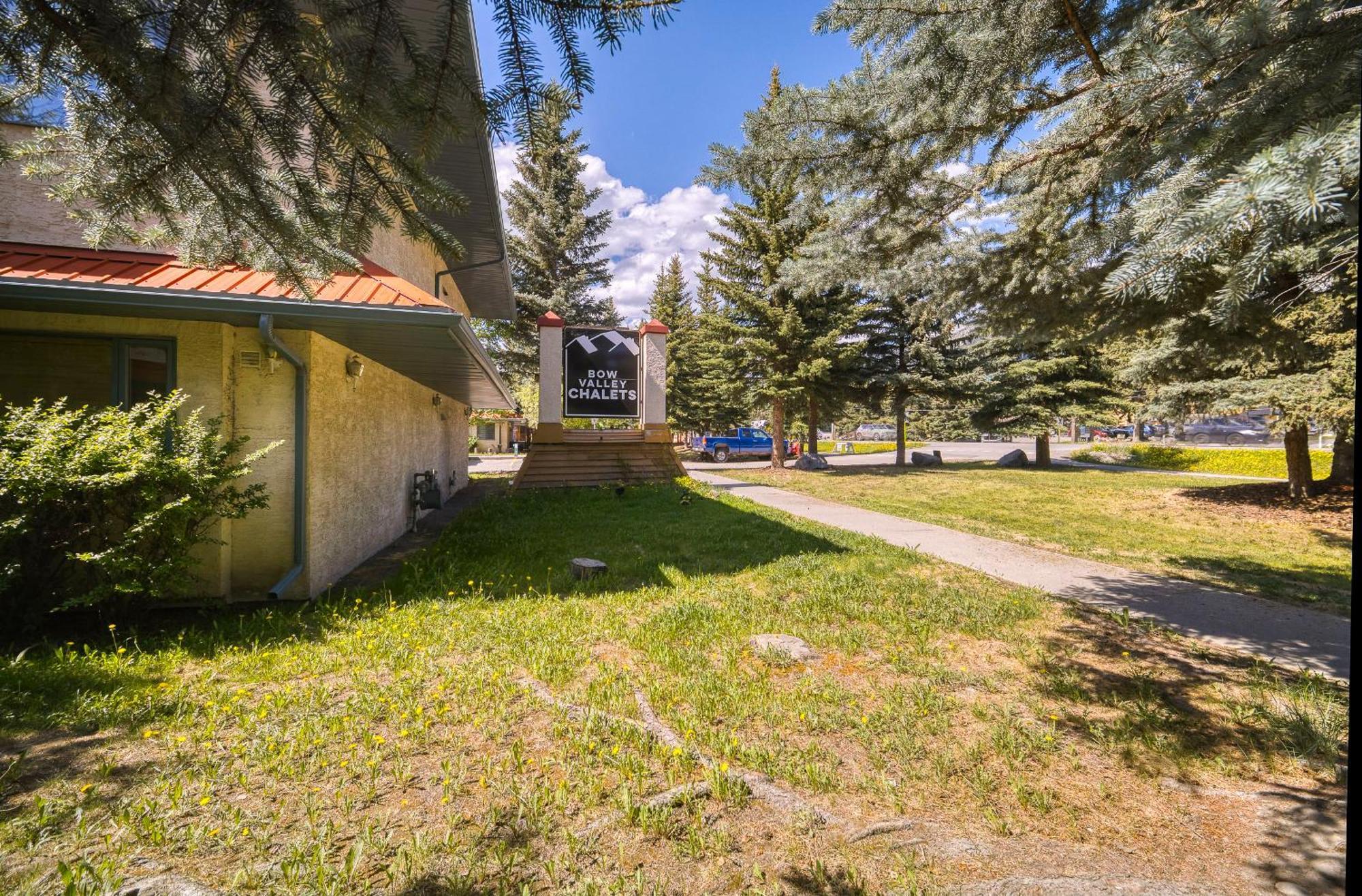 Aparthotel Bow Valley Chalets-entire 2 King Bedrooms Townhouse